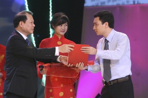 Nhà báo Vũ Văn Tiến: Từ tư duy phản biện đến bản lĩnh dấn thân - 6 Nhà báo Vũ Văn Tiến: Từ tư duy phản biện đến bản lĩnh dấn thân - 6