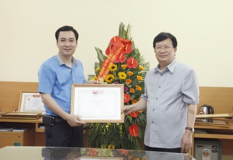 Nhà báo Vũ Văn Tiến: Từ tư duy phản biện đến bản lĩnh dấn thân - 9 Nhà báo Vũ Văn Tiến: Từ tư duy phản biện đến bản lĩnh dấn thân - 9
