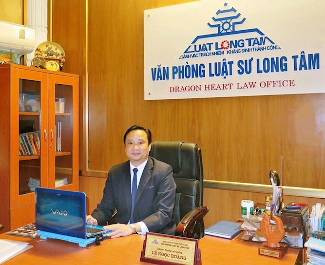 
Luật sư Lê Ngọc Hoàng cho rằng phải xử lý trách nhiệm của những cá nhân lãnh đạo huyện Sơn Động trước tình trạng rừng bị tàn phá.
