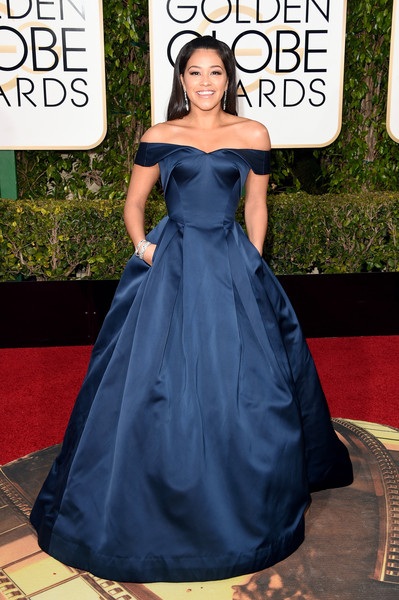 Những bộ cánh đẹp nhất trên thảm đỏ Quả Cầu Vàng - 3 Gina Rodriguez trong bộ trang phục của Zac Posen