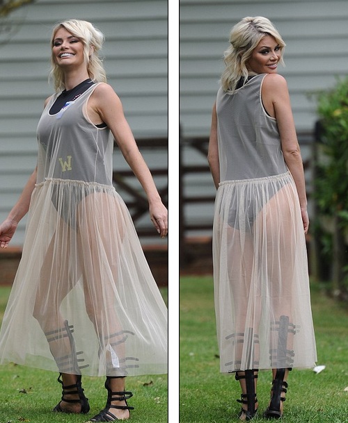 
Người đẹp từng đại tu vòng ba Chloe Sims không thể vắng mặt
