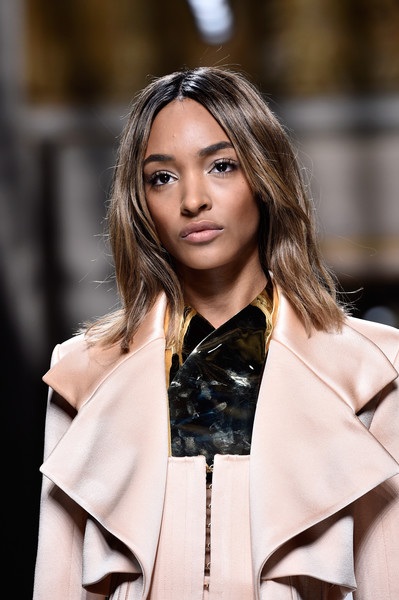 Dàn siêu mẫu cuốn hút tại tuần lễ thời trang Paris - 10
Jourdan Dunn - Siêu mẫu 9X hàng đầu nước Anh