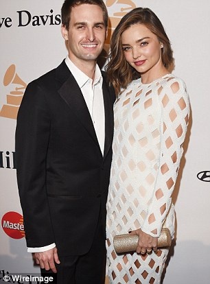 Miranda Kerr khoe nhà siêu đẹp - 5
Cặp đôi nổi tiếng và giàu có giữ bí mật chuyện riêng tư của mình