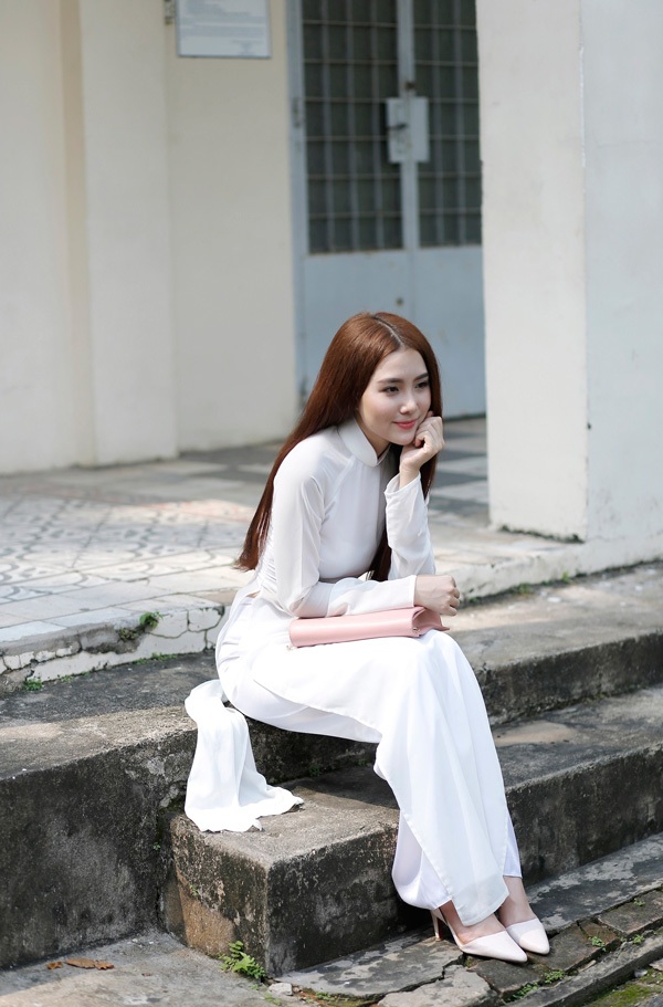 9X Sài thành diện áo dài trắng tinh khôi nhớ thuở học trò - 6 9X Sài thành diện áo dài trắng tinh khôi nhớ thuở học trò - 6