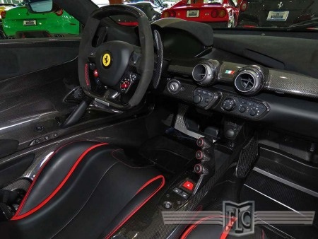 4,7 triệu USD cho một chiếc LaFerrari cũ - Vì sao? - 11