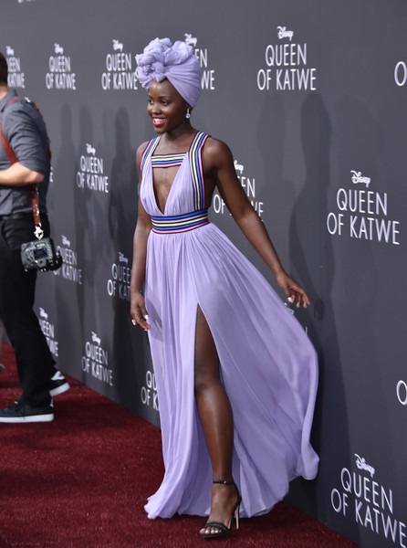 
Sau thành công của phim 12 năm nô lệ, Lupita Nyongo trở thành sao hạng A được săn đón tại Hollywood
