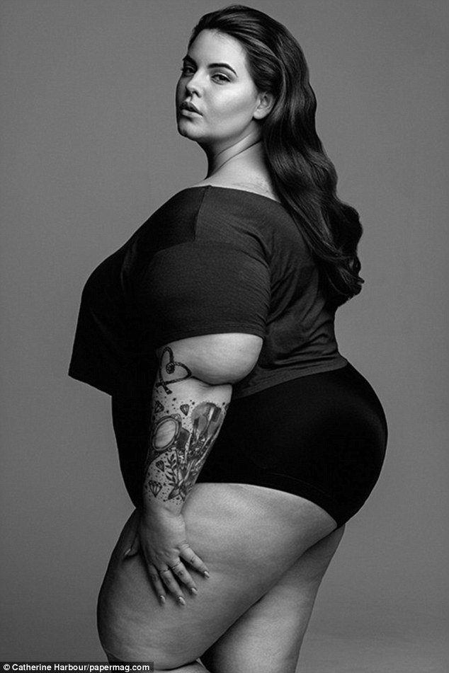 Người mẫu béo vẫn tự tin khoe thân - 3
Tess Holliday tự tin với ngoại hình của mình và cô mong rằng các cô gái trẻ cũng như vậy