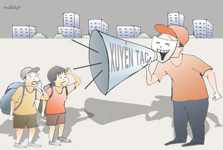 Sự xuyên tạc láo xược của hướng dẫn viên du lịch Trung Quốc - 1
(Minh họa: Ngọc Diệp)