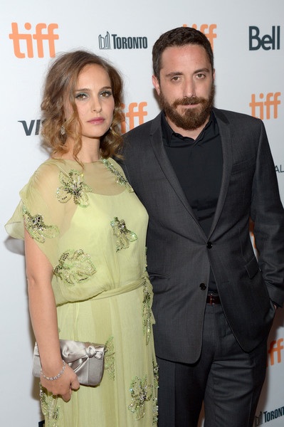 Natalie Portman bế bụng bầu dự LHP - 8