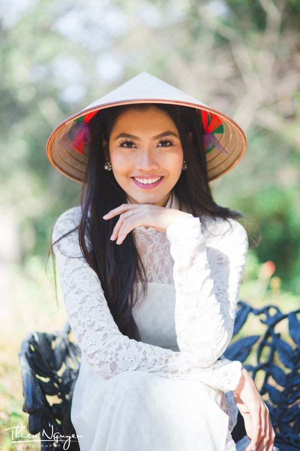 Hoa khôi DHS Việt: Diện áo dài đi học mỗi dịp Tết xa nhà - 1 Miss du học sinh Việt 2015 Vũ Nam Phương sở hữu vẻ đẹp tự nhiên hút ánh nhìn.