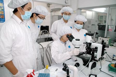 Giáo dục đại học phải biết cách “đứng trên vai người khổng lồ” - 2 Giáo dục đại học phải biết cách “đứng trên vai người khổng lồ” - 2