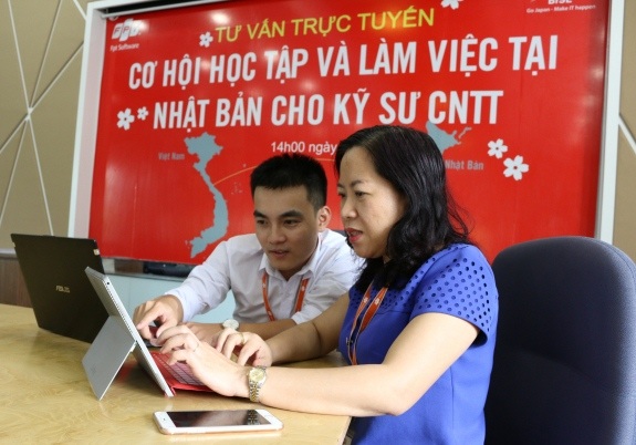 Bà Quách Liễu Hoàn, Giám đốc Chương trình 10.000 Kỹ sư Cầu nối.