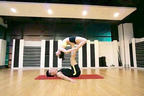 “Bà cô già” tìm được "chồng xịn" nhờ đi tập gym - 1
Ngọc Tú - Tiến Đạt, cặp đôi nên duyên từ phòng tập