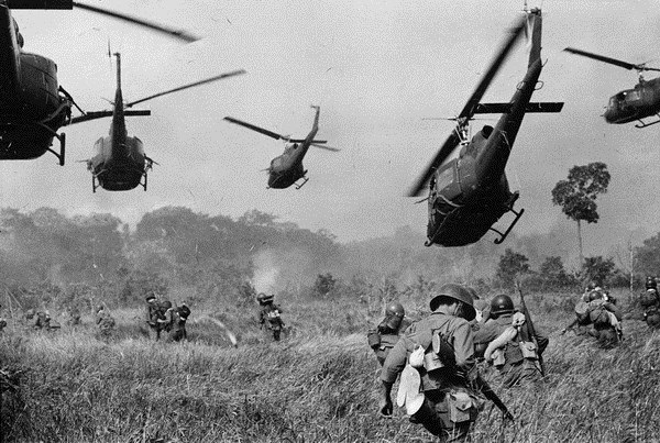 CIA giải mật nhiều tài liệu có liên quan tới Chiến tranh Việt Nam - 1 Một bức ảnh về chiến tranh tại Việt Nam. (Nguồn: AP)