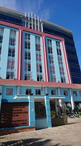 Long An: Chi gần 2 tỷ đồng để lắp 15 camera Trung Quốc - 1
Trụ sở tòa nhà tốn gần 2 tỷ đồng lắp camera an ninh.