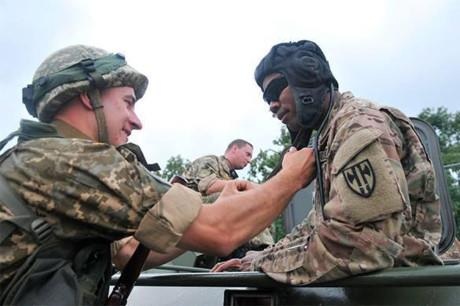Mỹ ngầm nói Ukraine liệu đường lo thân? - 1 Đại diện Bộ Ngoại giao Mỹ tuyên bố đã thảo luận về kế hoạch với các đối tác châu Âu nhằm đối phó với điện Kremlin.