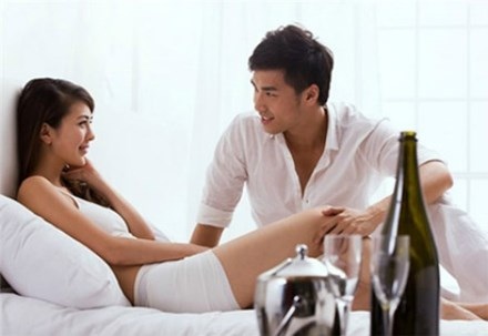 Khát tiền, tôi sập bẫy của bà chủ già giàu có, đa tình - 1 Khát tiền, tôi sập bẫy của bà chủ già giàu có, đa tình - 1