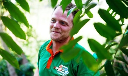 “Ông Tây móc cống”: Hiệp sĩ của những “dòng sông chết” - 1 “Ông Tây móc cống”: Hiệp sĩ của những “dòng sông chết” - 1