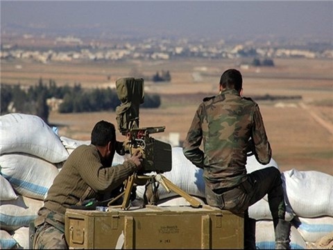 Quân đội Syria đập tan toàn bộ xe bom tự sát của IS ở Deir ez-Zor - 1 Quân đội Syria đập tan tất cả xe bom tự sát của IS ở Deir ez-Zor