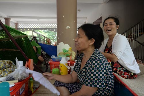 Bệnh chóng khỏi nhờ lạc quan - 1 Nhiều thông tin y học cho thấy nụ cười, tiếng cười rất có lợi cho sức khỏe con người Ảnh: Hoàng Triều