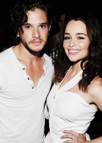 Dàn sao “Trò chơi vương quyền” kiếm được nửa triệu đô la cho mỗi tập phim - 1 Kit Harington và Emilia Clarke sẽ nhận được mức thù lao ngất ngưởng