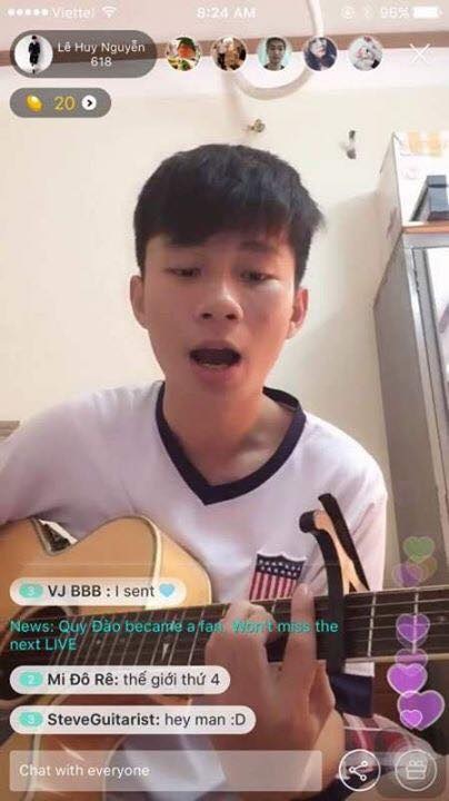 Giải pháp đưa mạng xã hội hoạt động đúng luật tại Việt Nam - 1 Mạng xã hội giúp liên hệ và chia sẻ đam mê với bạn bè một cách dễ dàng