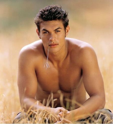 Dàn sao phim “Trò chơi vương quyền”, ngày ấy và bây giờ - 1 Hồi năm 2003, Jason Momoa đã từng là một chàng thanh niên trẻ trung và đáng yêu trong bộ phim “Baywatch”…
