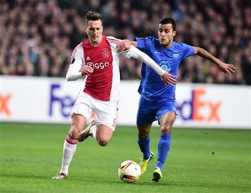 Napoli có thể đã phải bỏ ra 34 triệu euro để mua Arkadiusz Milik
