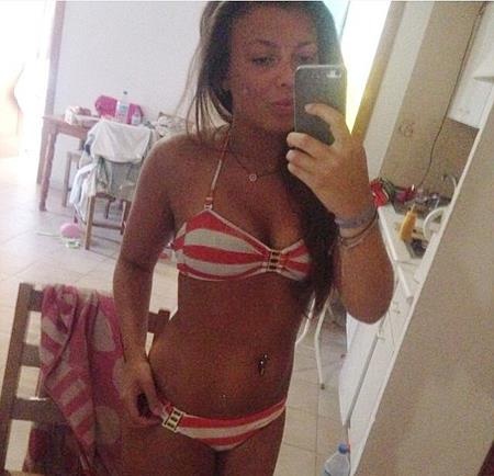 
Vòng eo “con kiến” vào tháng thứ 5 của thai kì
