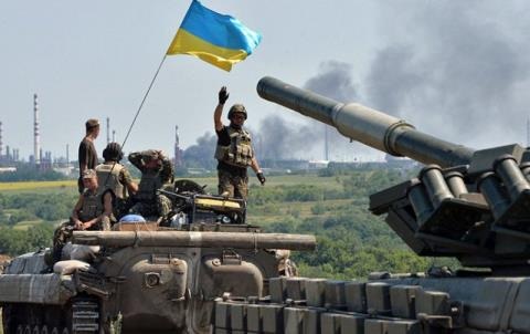 Lực lượng vũ trang Ukraine khai hỏa Donetsk: Sẵn sàng chiến đấu - 2 Ukraine vi phạm gói giải pháp về việc giải quyết hòa bình ở Donbass