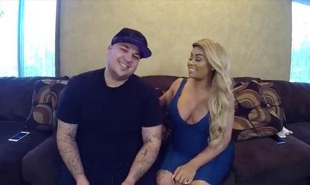 Mỗi tháng mang thai, em dâu cô Kim được “bồi dưỡng” gần 300 triệu đồng - 1 Rob Kardashian và Blac Chyna vui vẻ giao lưu cùng người hâm mộ