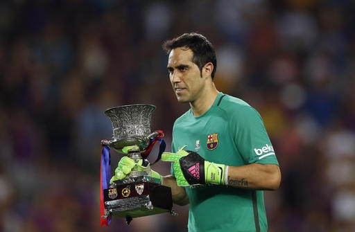 Gần như chắc chắc Bravo sẽ khoác áo Man City trong nay mai