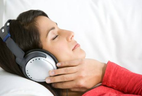 Nghe nhạc có tác dụng hỗ trợ điều trị cho bệnh nhân ung thư - 1 Nghe nhạc có tác dụng hỗ trợ điều trị cho bệnh nhân ung thư - 1