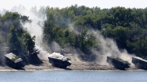 Ukraine mở màn cuộc chiến mới sau khoảng lặng với Nga - 2 Cuộc tập trận của quân đội Nga khiến Ukraine khó mà yên lòng.