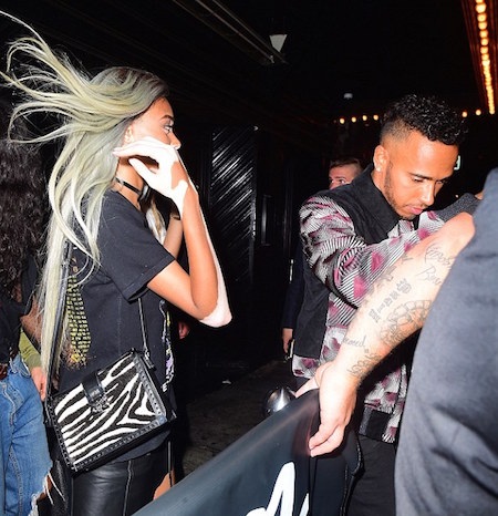 Tất-tần-tật về Winnie Harlow, “bóng hồng” mới của tay chơi Lewis Hamilton - 1 Winnie Harlow đang hẹn hò cùng Lewis Hamilton