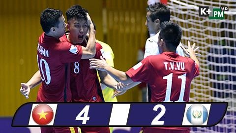 Bên cạnh Ngoại hạng Anh, người hâm mộ thể thao xem gì hấp dẫn? - 1
Ngày 12/9, tuyển Futsal Việt Nam có chiến thắng lịch sử 4-2 trước Guatemala ở trận ra quân tại vòng chung kết World Cup 2016.