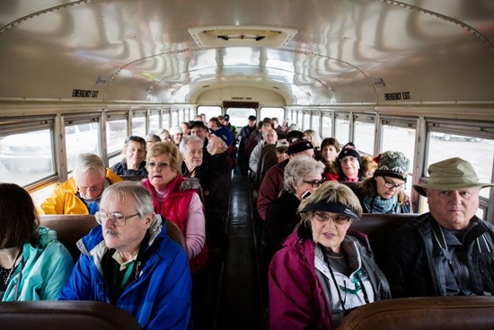 Các hành khách trên chuyến tàu du lịch đầu tiên đến Bắc cực