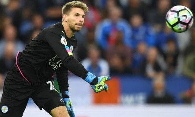 Leicester - Chelsea: Oan gia ngõ hẹp - 2
Thủ thành Ron-Robert Zieler