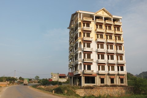 Chuyện chưa kể về trùm ma túy sa lưới vì người tình - 1 Biệt thự 7 tầng của Tàng tại tiểu khu Vườn Đào