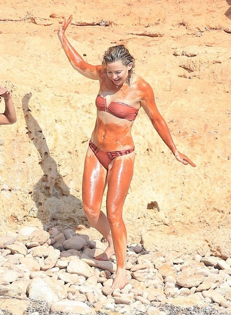 Bà mẹ hai con Kate Hudson tự tin diện bikini khiến fan “bỏng mắt” - 10 Ở thời điểm hiện tại, mỹ nhân U40 vẫn là một trong những sao nữ nóng bỏng nhất nhì Hollywood