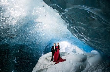 Khung cảnh thiên nhiên đối lập với con người