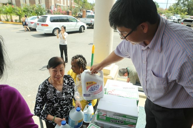 Hơn 50% người Mỹ gốc Việt ở Baton Rouge thiệt hại nặng sau trận lụt - 10 Hơn 50% người Mỹ gốc Việt ở Baton Rouge thiệt hại nặng sau trận lụt - 10