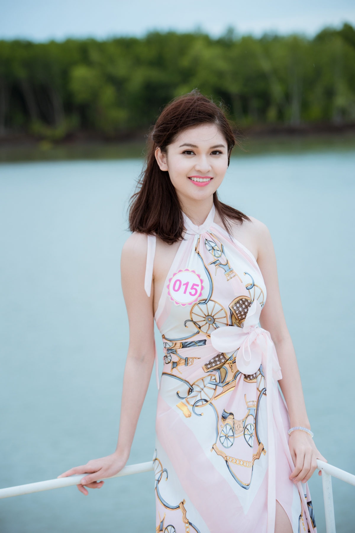 Thí sinh Hoa hậu Việt Nam 2016 gặp sự cố khi thăm đảo khỉ - 12 Thí sinh Hoa hậu Việt Nam 2016 gặp sự cố khi thăm đảo khỉ - 12