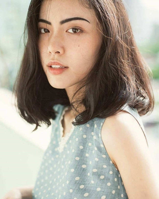 Cô gái Sài thành xinh như Hà Tăng, gợi cảm như Hà Hồ - 15
Cô thường xuyên xuất hiện trong các bộ ảnh lookbook được giới trẻ quan tâm.