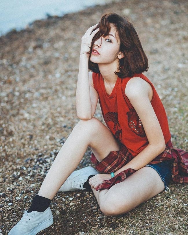 Hai “bông hồng lai” xinh nhất xứ Chùa Vàng - 16
Ở cô có sự pha trộn giữa vẻ đẹp Á và Âu.