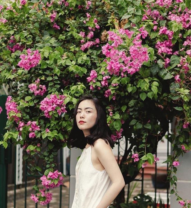 Cô gái Sài thành xinh như Hà Tăng, gợi cảm như Hà Hồ - 18
Trúc chia sẻ, trước đó, cô từng để sáu, bảy kiểu chân mày khác nhau và kiểu hiện tại khiến cô ưng ý nhất.