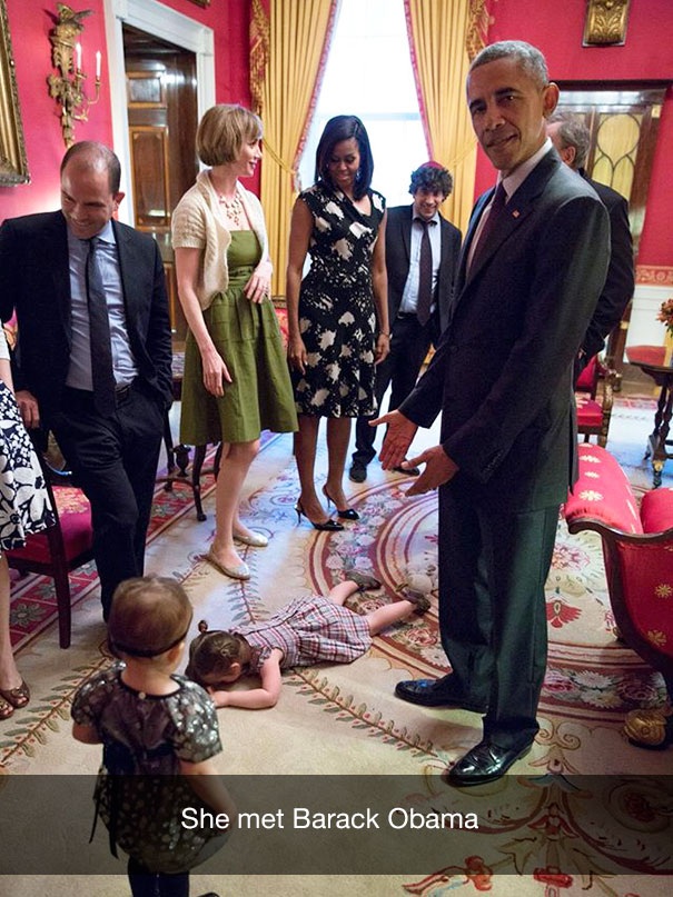 Thậm chí việc được gặp mặt Tổng thống Mỹ Barack Obama cũng khiến cô bé nằm lăn ra khóc!