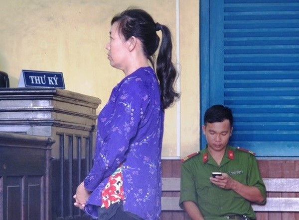 Số phận kỳ lạ của những người Việt trúng vé số tiền tỷ - 3
Đặng Hồng Giang trước Tòa