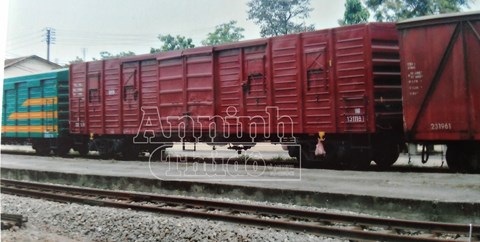 Tự thuê người chặt chân tay, tạo hiện trường giả tai nạn để trục lợi tiền bảo hiểm - 2 Toa tàu chở hàng bị cho là đã gây ra tai nạn cho chị Lý Thị N.