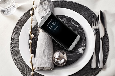 Samsung tiếp tục duy trì ngôi đầu thị trường smartphone - 2 Giữa vô số những nhà sản xuất thiết bị Android, Samsung đã chứng tỏ được vai trò đi đầu trên thị trường